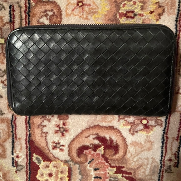🍁SOLD🍁Bottega Veneta Black Intrecciato Leather Wallet - Picture 11 of 13